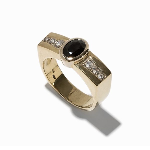 Bandring mit schwarzem Saphir , Diamanten, 14K Gelbgold