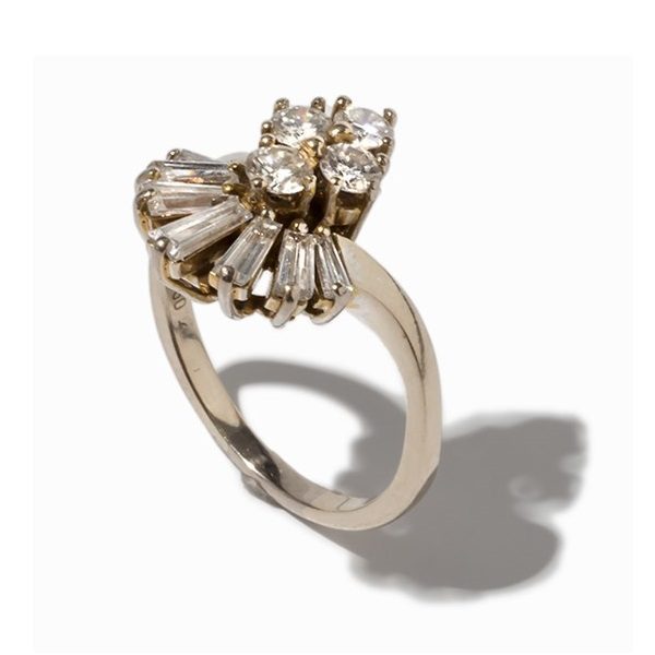 Ring mit 11 Diamanten
