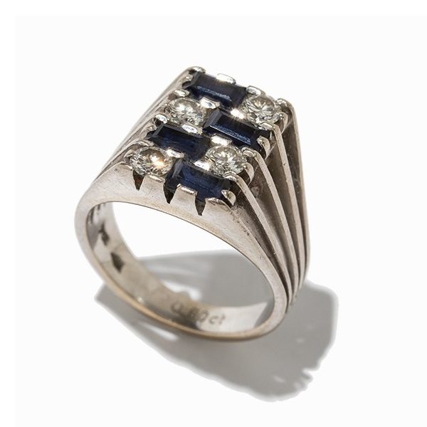 Ring mit 4 Saphiren und 4 Diamanten