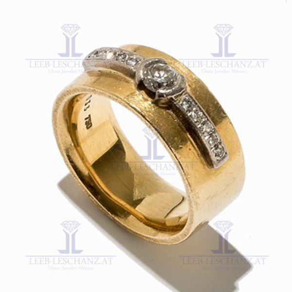 Ring aus 18 Karat Gelb- und Weißgold mit Brillanten
