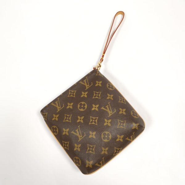 Louis Vuitton partition wristlet